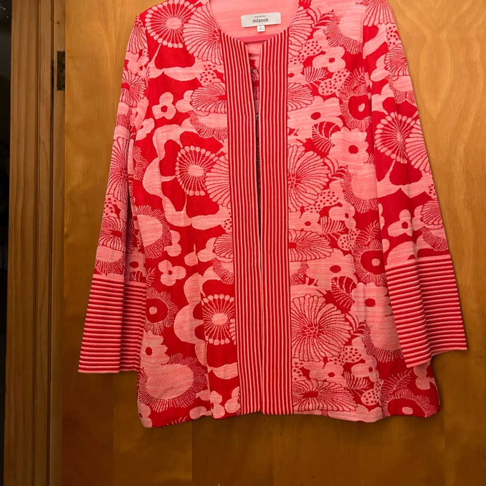 Misook | Pink Floral Sweater Knit Blazer 28 long; pit to pit 22 sleeve 24